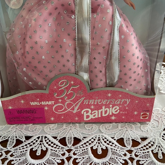 The 35th Anniversary Barbie Doll 1997 Walmart Special Edition collectib… - Picture 6 of 8
